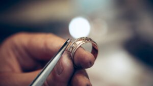 What Types of Jewelry Can Be Created Using CNC Machining: Applications