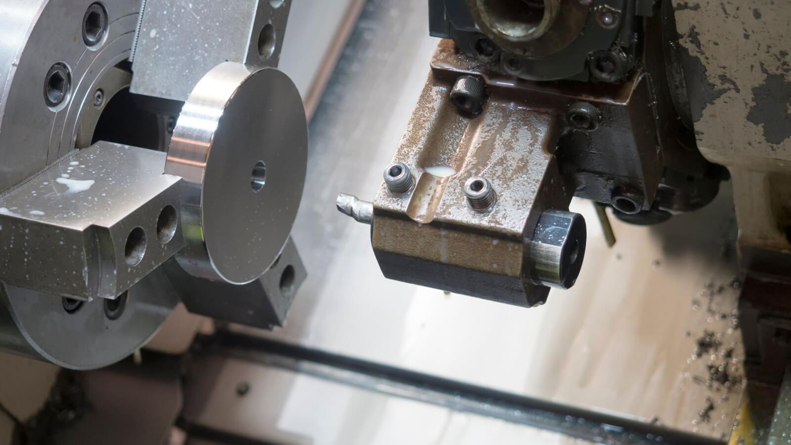 What are the Common Applications of Overmolding and Insert Molding