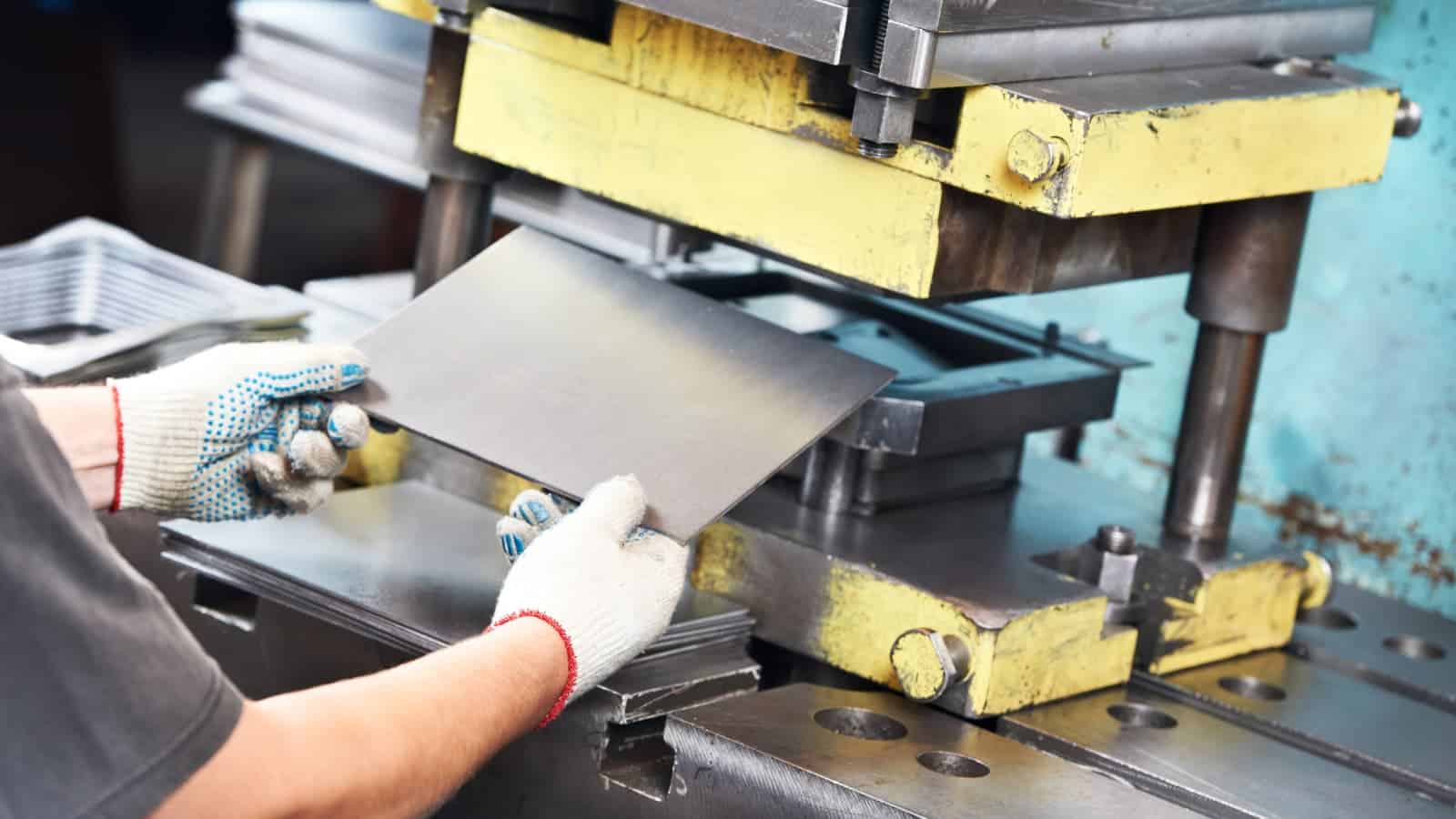 what is sheet metal hemming