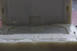 How Do Vacuum Casting and Injection Molding Compare