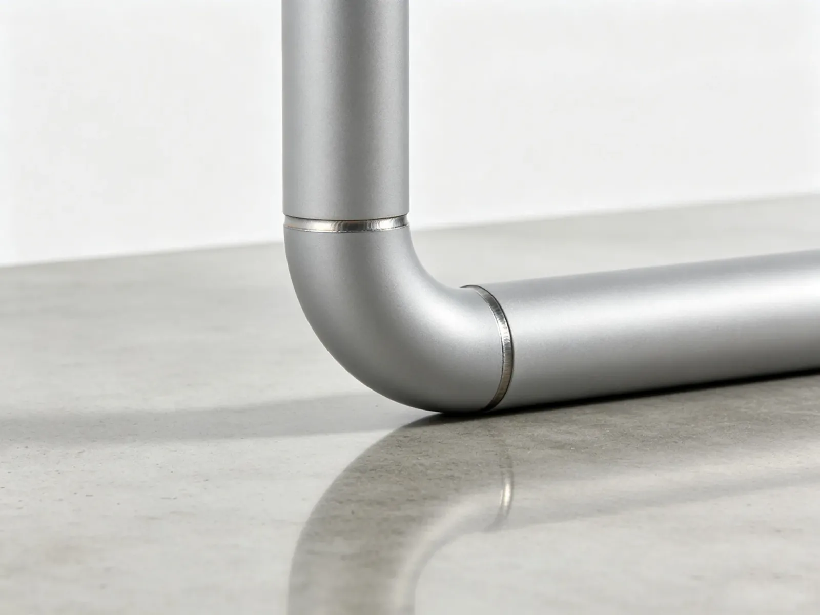 Welded tube joint